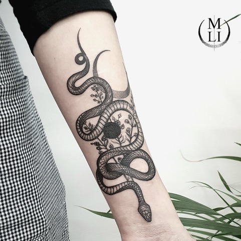 Milan Li Sakits Custom Tattoos dot ornamental Tattooist at Skunx Tattoo ...